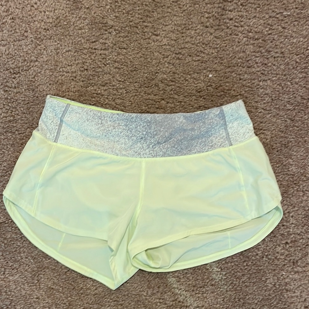 Lulu lemon speed up shorts